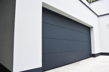 Comment choisir votre porte de garage selon vos besoins ?